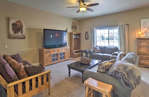 Kalispell Cottage | NEW! Home w/ Rocky Mtn View 14 Mi to Flathead Lake