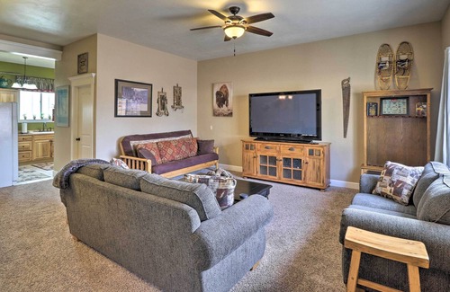 Kalispell Cottage | NEW! Home w/ Rocky Mtn View 14 Mi to Flathead Lake