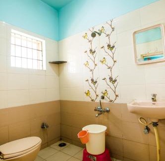 Hiriyur Hotel | NEW HOTEL SURYA LODGE