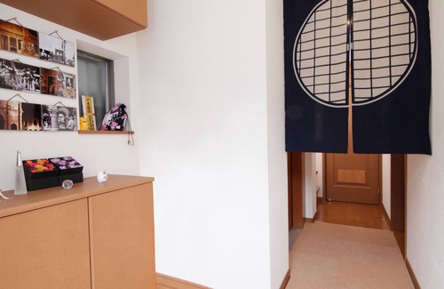 Higashishinagawa House | 【NEW HOUSE! 1 house with a lift Entire home rental] /12 minutes on foot to Shinagawa Station /5 minutes to Shinbaba Station /free pocket wifi