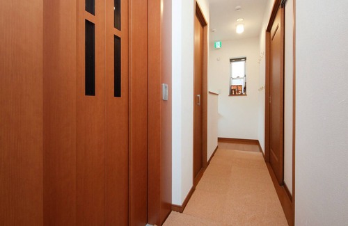 Higashishinagawa House | 【NEW HOUSE! 1 house with a lift Entire home rental] /12 minutes on foot to Shinagawa Station /5 minutes to Shinbaba Station /free pocket wifi