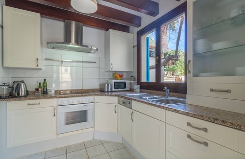 Capdepera Ski Chalet | NEW! House with private pool, just 5 min from the beach, Capdepera, Mallorca