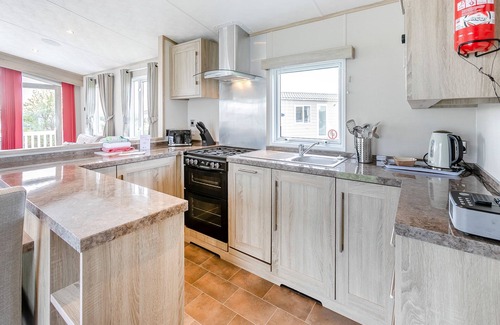 Looe House | New in 2017. Stylish and contemporary holiday home.