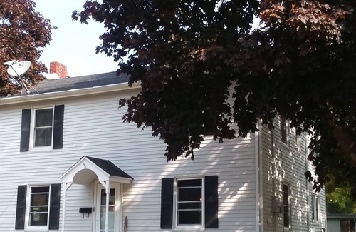 Platteville House | NEW in Platteville!