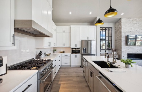 Graford House | New Juniper Jewel at PK *5bed/4 bath