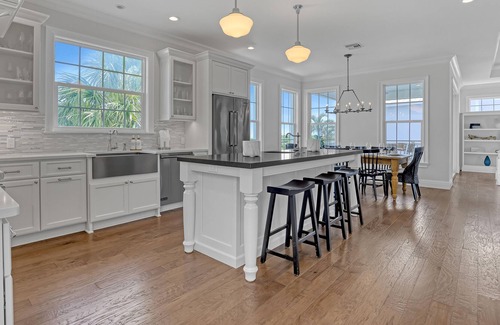 Juno Beach Villa | NEW-Juno Beach Vacation House- Luxury Villa - steps to the beach- hidden gem