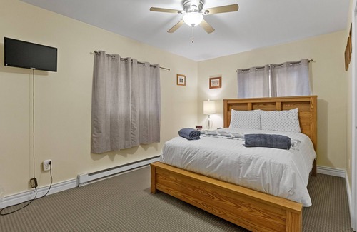 Keuka Park House | NEW Keuka Bluffs | Finger Lakes Wineries