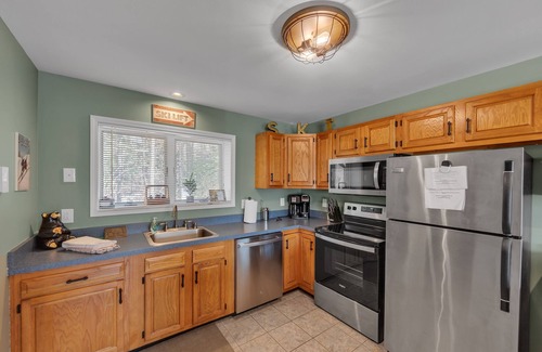 North Creek House | NEW! Lies 18N - Cozy & Scenic Mountain Retreat by The Summit at Gore Mountain