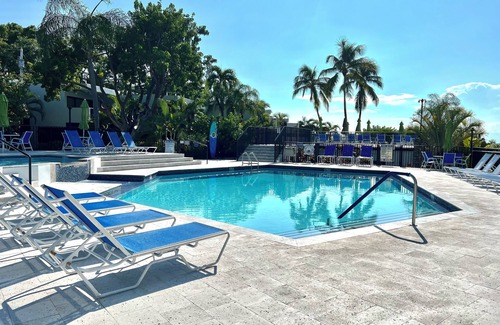 Key Largo Condo | New listing! Bright clean condo in paradise! At Moon Bay condominium