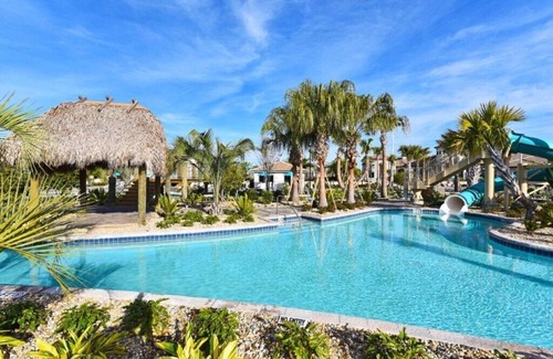 Davenport House | New Listing! Champions Gate Resort, 10mi to Disney & 21mi to Universal - FS383825