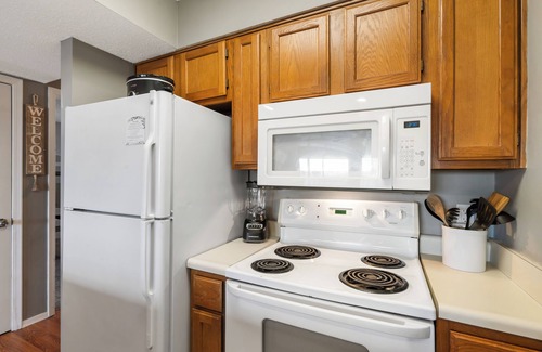 Notch Estates Condo | New Listing-Cozy Comfy 2-bedroom condo -1 mile from SDC- Relax - Enjoy!