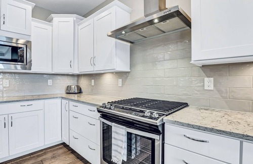 Osage Beach House | NEW LISTING Luxurious Lakefront Home in Prestigious Porta Cima Neighborhood