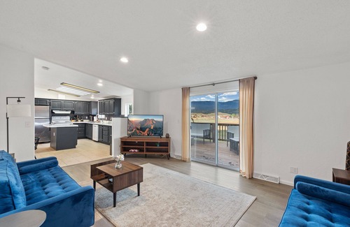 Ridgway House | New Listing! Minutes to Hot Springs | Stunning Mountain Views
