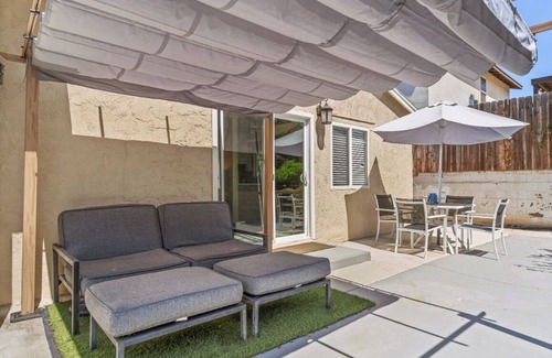 Lemon Grove House | NEW listing! Modern Getaway with Private Backyard