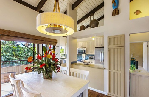 Wailea Condo | New Listing: Open layout with stunning views