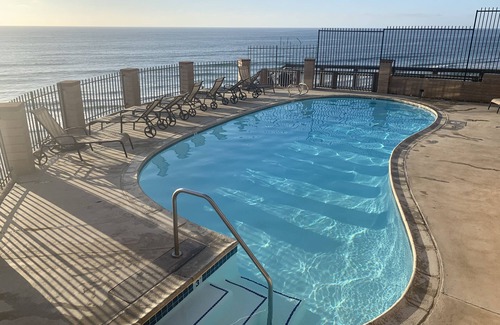 Solana Beach Condo | NEW LISTING! REMODELED! Sea and Sand, Stunning Top Floor Oceanfront Condo