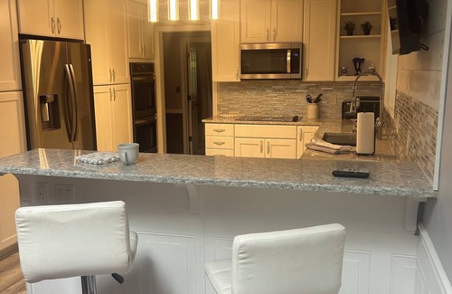 Hardy House | NEW LISTING: Spacious River Home Private Footage on South Fork Spring River