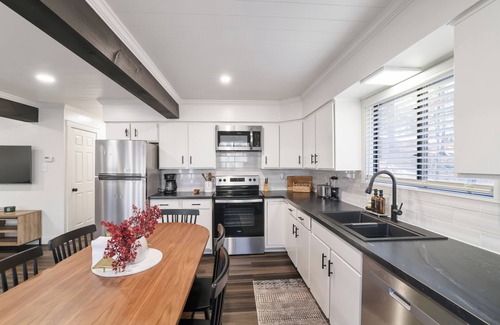 Wallenpaupauk Lake Estates House | New Listing! The Spot Lake Wallenpaupack-WLE