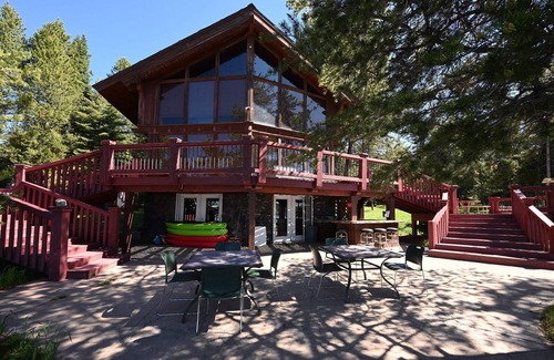 Island Park Cabin | *New Listing* Waterfront, Sleeps 15