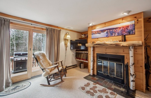 North Creek House | NEW! Lower Darby 2-Bedroom Townhouse with Pool by The Summit at Gore Mountain