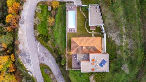Gouvaes Villa | NEW! Lugar das Letras