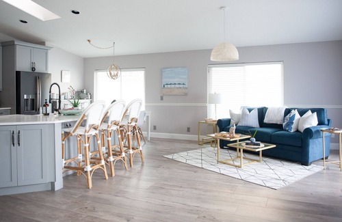 Egret Landing House | NEW! Luna Blu- 3BR, 2 BA, 1807 Sft, Fresh & Modern Home.