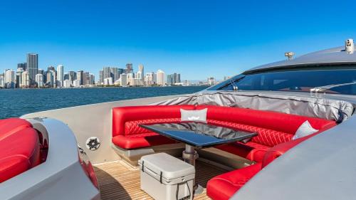 Hollywood Apartment | New Luxury Beachfront Condo with Rooftop Pool