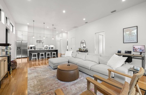 Historic Uptown House | NEW Luxury Downtown Pool Retreat/Walk to Central Ave/Heated Salt Water Pool