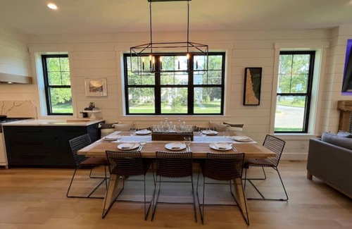 New Buffalo House | New luxury home steps to downtown w/yr round heated pool