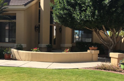 Arrowhead Lakes House | NEW! Luxury Lakefront Estate with Pool and Putting Greens