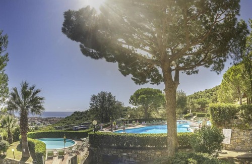 Marina di Andora House | New Management Holiday Home Villaggio Colombo V5 with Terrace and Shared Pool