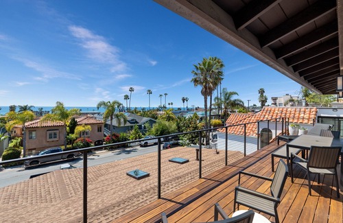 Cardiff-by-the-Sea Villa | *NEW* Micro Retreat | Hot Tub | Fire Pits | Ocean View in Cardiff Village