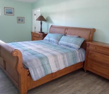 Isle of Palms House | New Mins to Mayo Clinic Peaceful water views