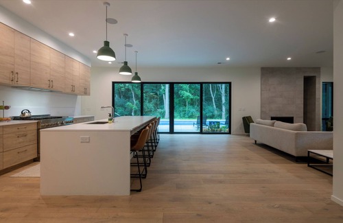 Mill Creek House | New, modern 6 bed, 7 bath home, large private pool, hot tub, close to beach!