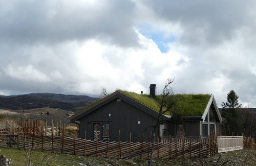 Etnedal House | New mountain cabin with panoramic view, sauna, ski-in -ski-out