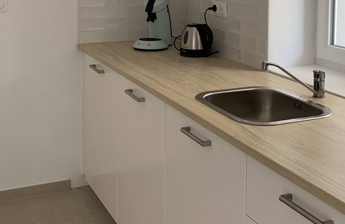 Cauro Apartment | New on Cauro! T2 fully equipped with garden