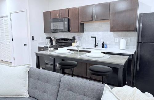 Stillwater Apartment | New OSU Studio w/King Bed
