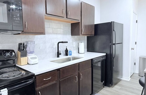 Stillwater Apartment | New OSU Studio w/King Bed