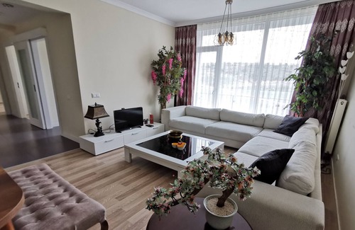Basaksehir Apartment | New P Classical Themed Apartment in istanbul