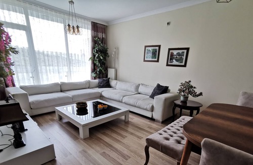 Basaksehir Apartment | New P Classical Themed Apartment in istanbul