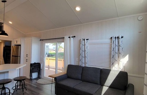 Moses Lake Cabin | New Park Model Home 1 @ the Potholes Reservoir