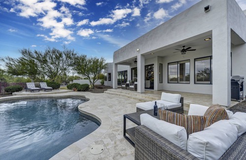Lone Mountain Ranch House | New Peloton added to this beautifully updated N Scotts/Cave Creek 4BR home