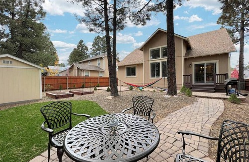 Ponderosa Trails House | *NEW Ponderosa Pine Paradise!