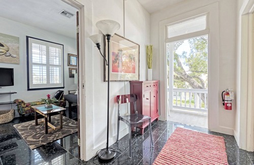 Uptown - Upper Duval House | NEW PRICING: DRIVE TO YOUR GETAWAY - BIG Pool, Steps to Beach & Free Parking