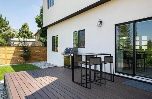 Ralston Valley House | New! Pure Luxury W Private Pool/Spa & Game Center!