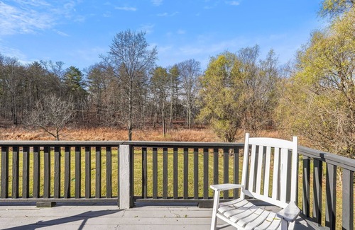 New Paltz House | NEW! Relaxing 3BR Haven in Beautiful New Paltz