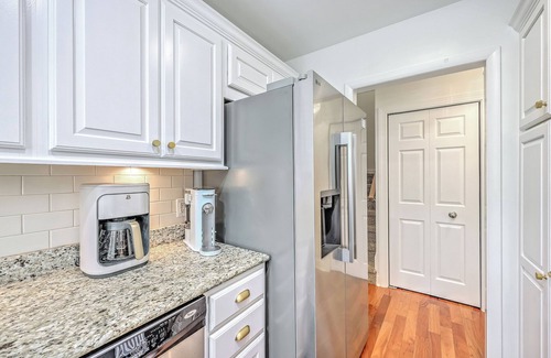 Tarpon Pond Cottage | New. Relaxing Refined Aesthetic Cottage Near Beach