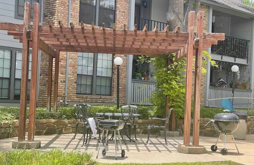 Far North Dallas Condo | New remodel 2BE/2BA condo on Preston Road in Dallas
