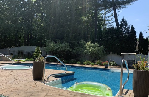 Gansevoort House | New Saratoga Springs Rental Retreat with Large Heated Pool