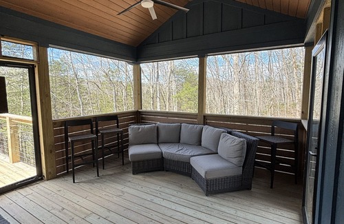 Smithville House | NEW! Shoreside Retreat, Path to Water, Hot Tub, Serene 5-Bed House